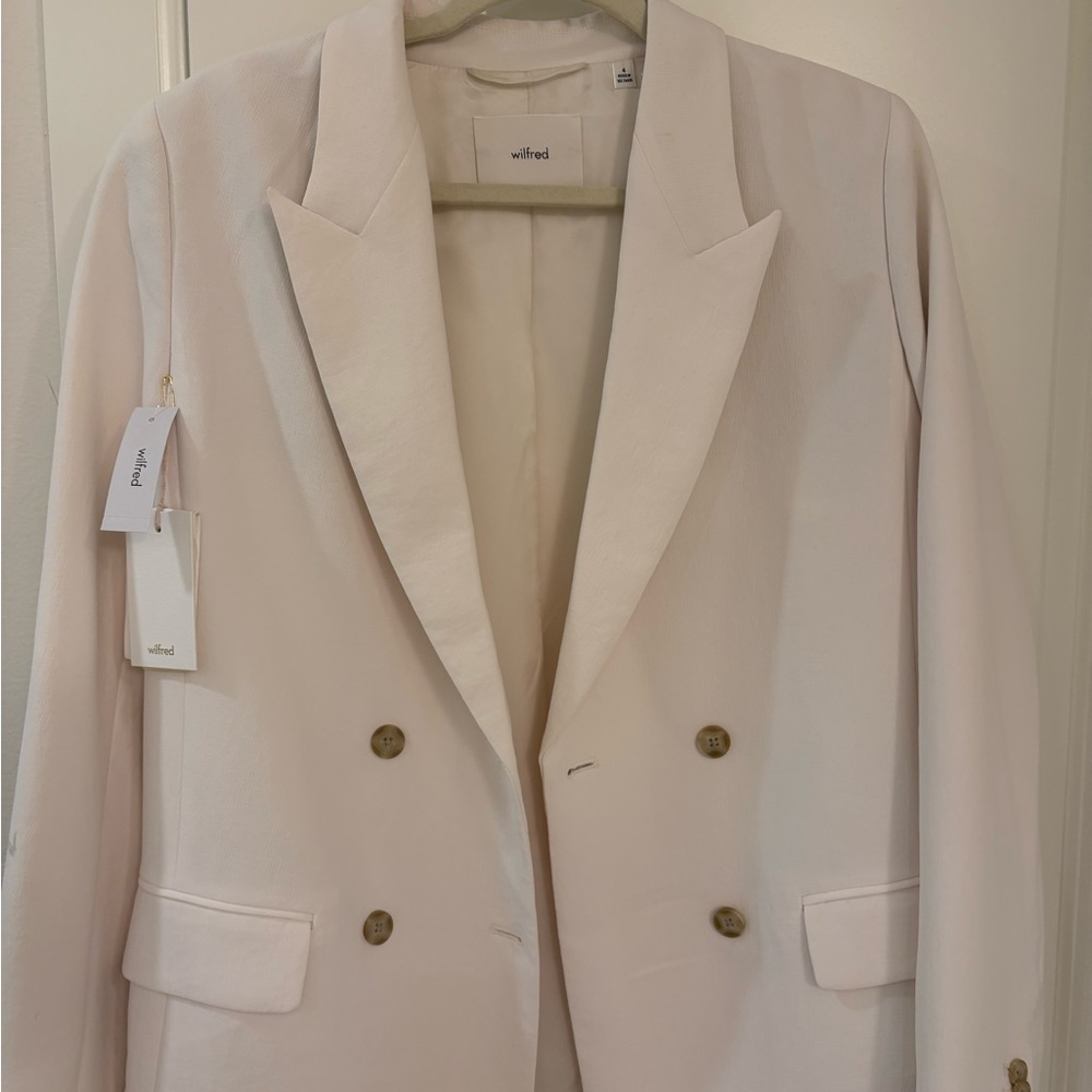 Wilfred Double-Breasted Blazer in Cream